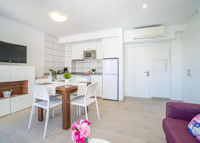 Apart-rent Av Rhode 2º 2007 Апартаменты Росас